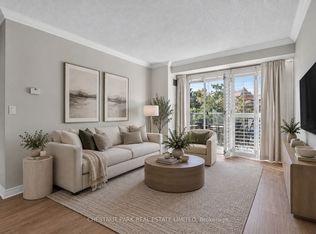 100 Promenade Cir #205, Vaughan, ON L4J 7W7