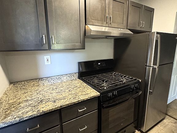 4th image of 20 Fenno St APT 12
