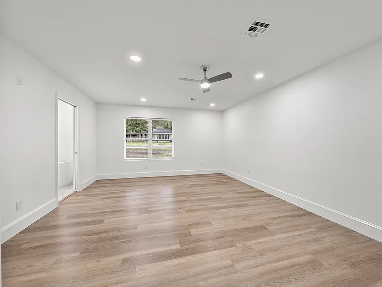 52055 Lockwood Dr — Photo 24