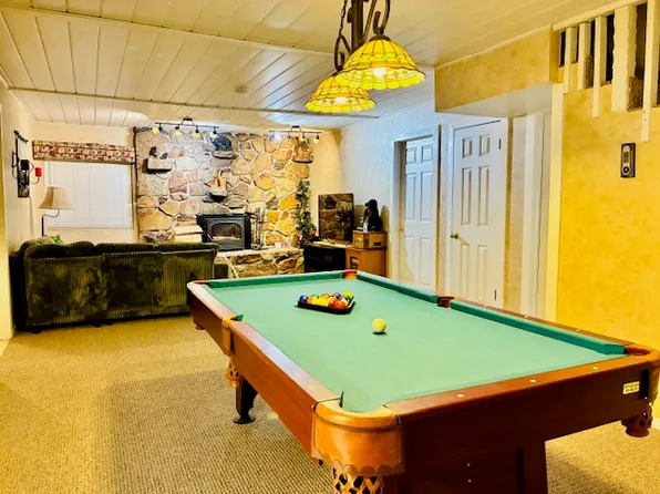 413 S Marlowe Dr, Big Bear City, CA 92314