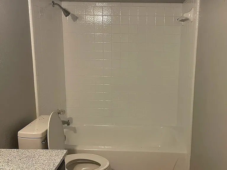 512 Tarragon Ln — Photo 10