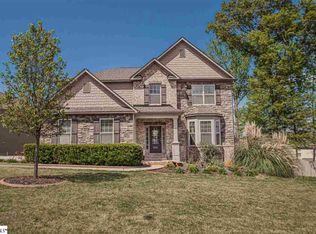 221 Silver Hawk Dr, Duncan, SC 29334