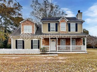 86 E Main St N, Hampton, GA 30228