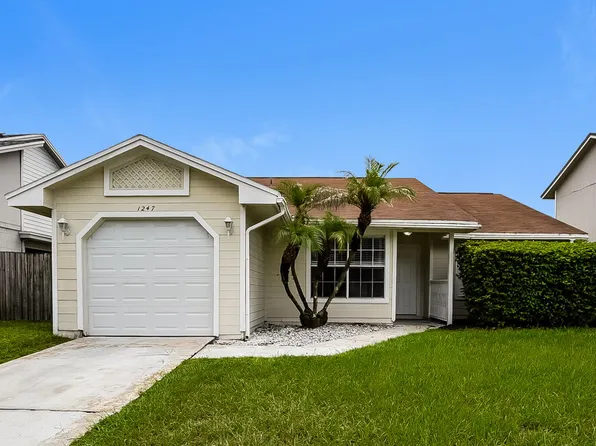 1247 Holly Springs Cir, Orlando, FL 32825