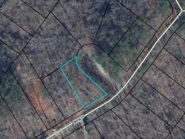 209 Viking Dr, Westminster, SC 29693