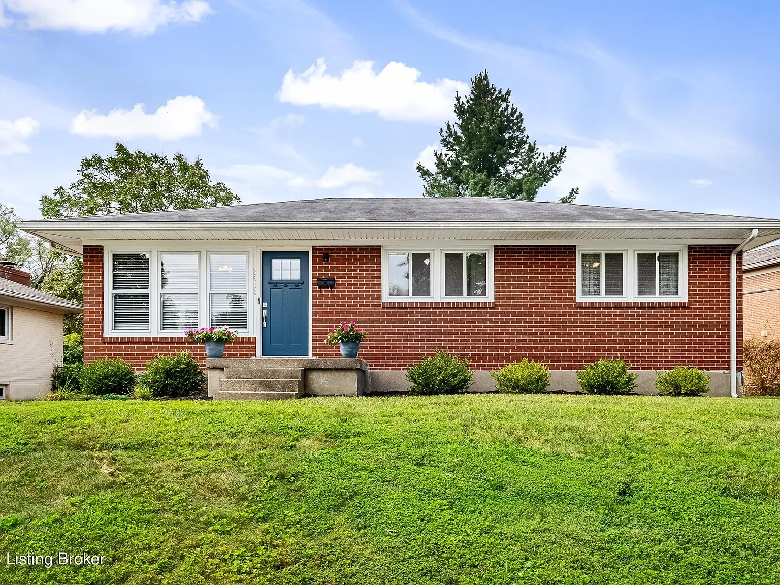 2913 Kings Bridge Rd — Photo 1