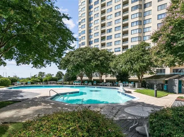 7505 River Rd #14C-1, Newport News, VA 23607