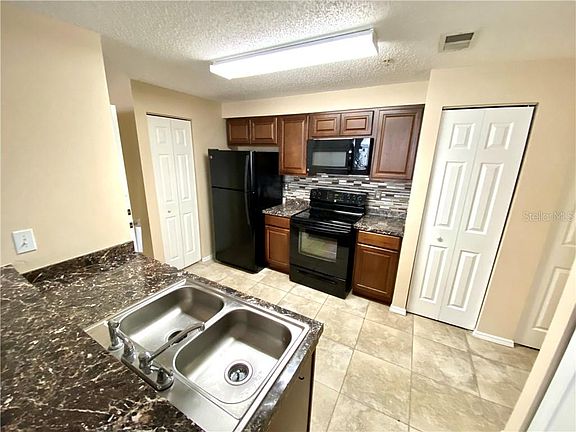 5th image of 10831 Windsor Walk Dr #1307