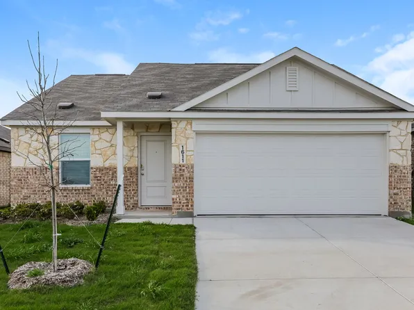 1611 Sparrow Hawk Rd, Forney, TX 75126