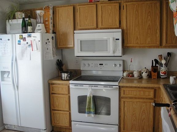 2nd image of 465 Bryson Ct