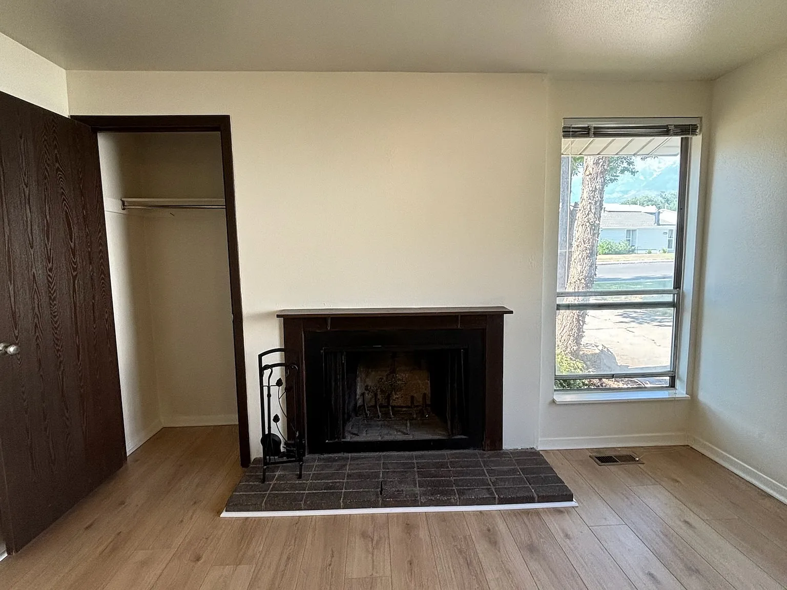 2 bed, 910 sqft, $1,600 — Photo 4