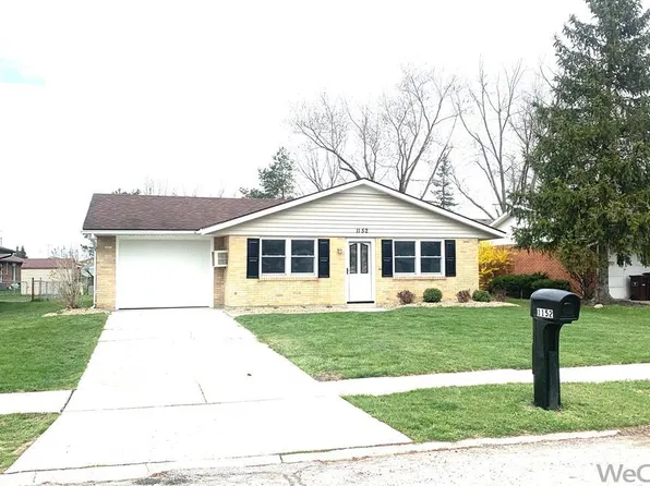 1152 Biscayne Dr, Lima, OH 45801