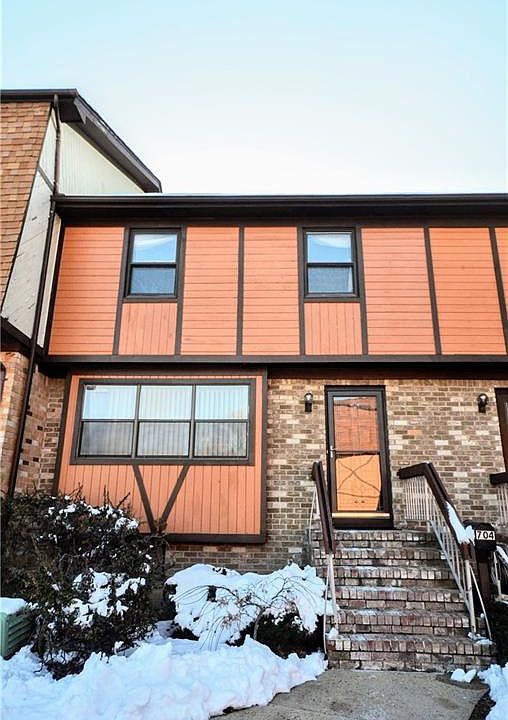 1st image of 704 Merrywood Dr #7