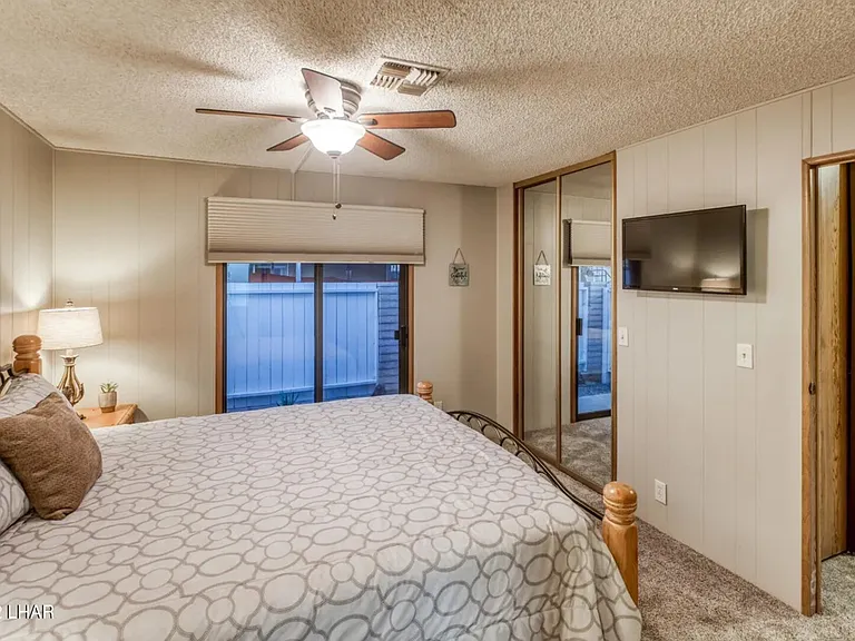 Mescalero Dr — Photo 24