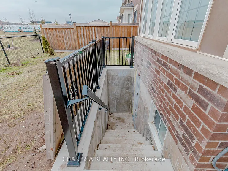 3321 Mintwood Cir — Photo 18
