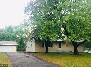 10220 Dogwood St NW, Coon Rapids, MN 55448