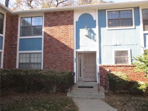 8133 Holmes # 203 Rd, Kansas City, MO 64131