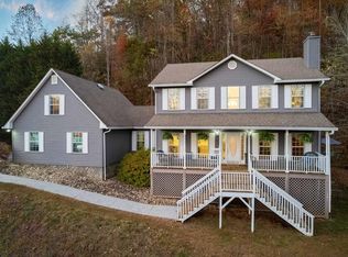 68 Meadow View Dr, Sylva, NC 28779