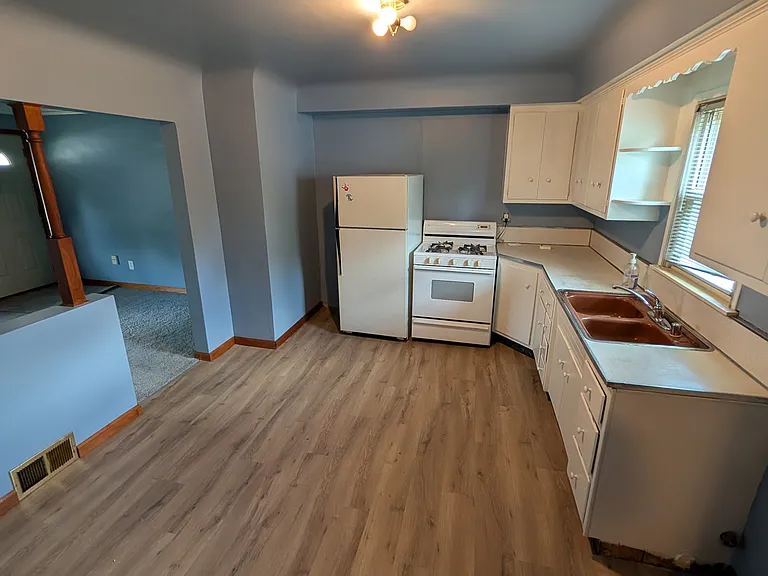 24894 Marigold Ave — Photo 12