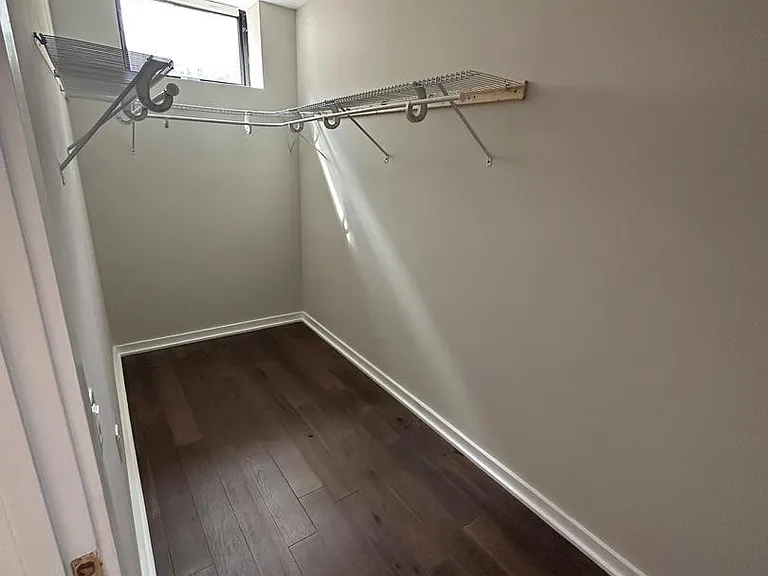 938 New Market St #103 — Photo 9