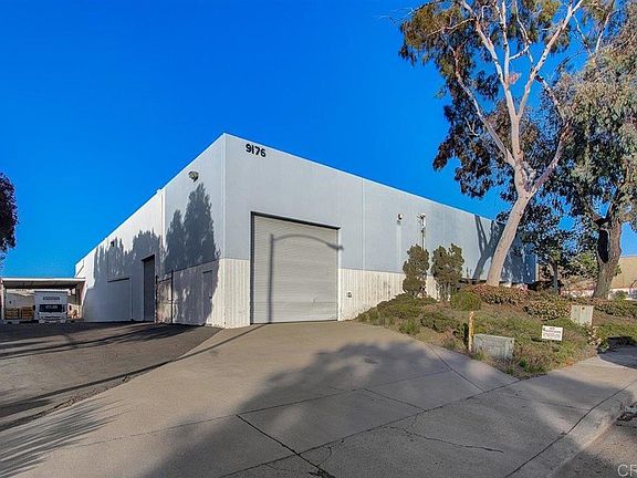 3rd image of 9176 Kearny Villa Ct