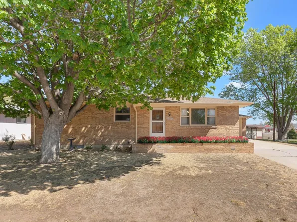 1003 N 2nd St, Johnstown, CO 80534