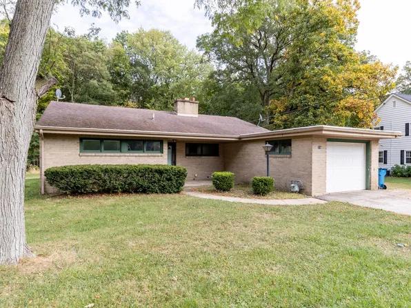 216 Forest Park Pl, Ottawa, IL 61350