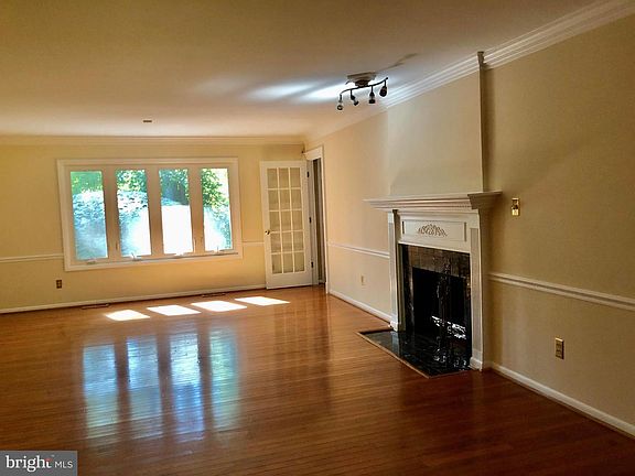 2nd image of 7809 Karen Forest Dr