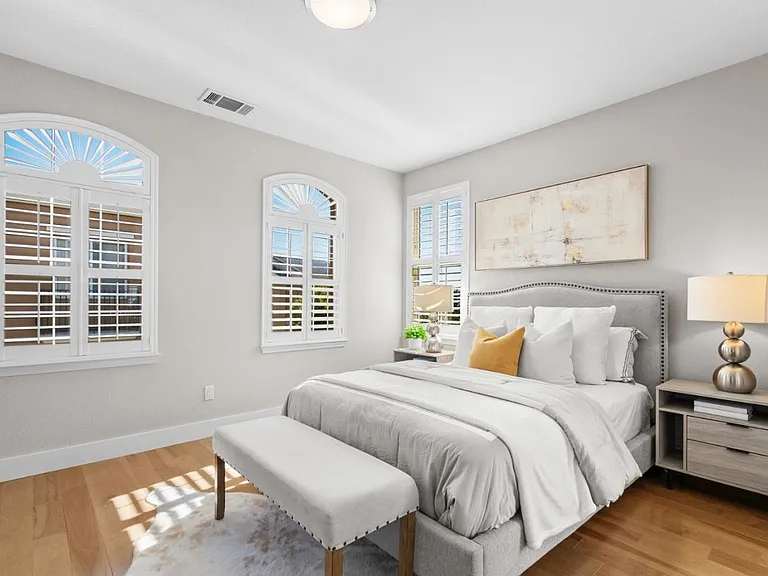 Laird Cir — Photo 16