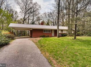 9305 Luray Dr, Parkville, MD 21234