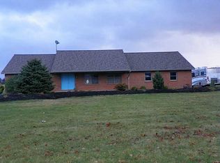 12310 Burr Oak Rd, Wapakoneta, OH 45895