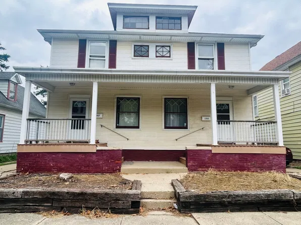 1707 W Fredonia Ave, Peoria, IL 61606
