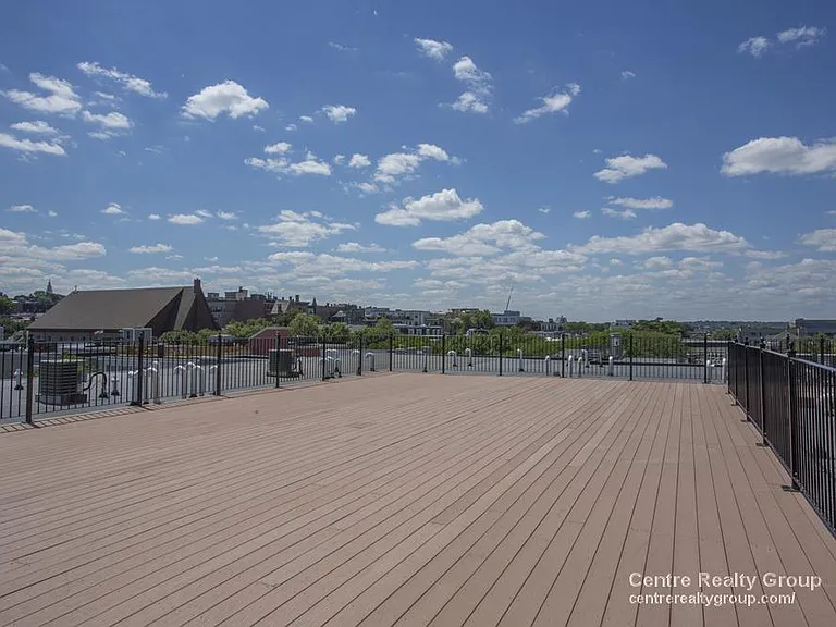 339 D St #5D — Photo 13