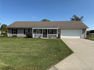 12971 Valley Dr S, Saint Joseph, MO 64505