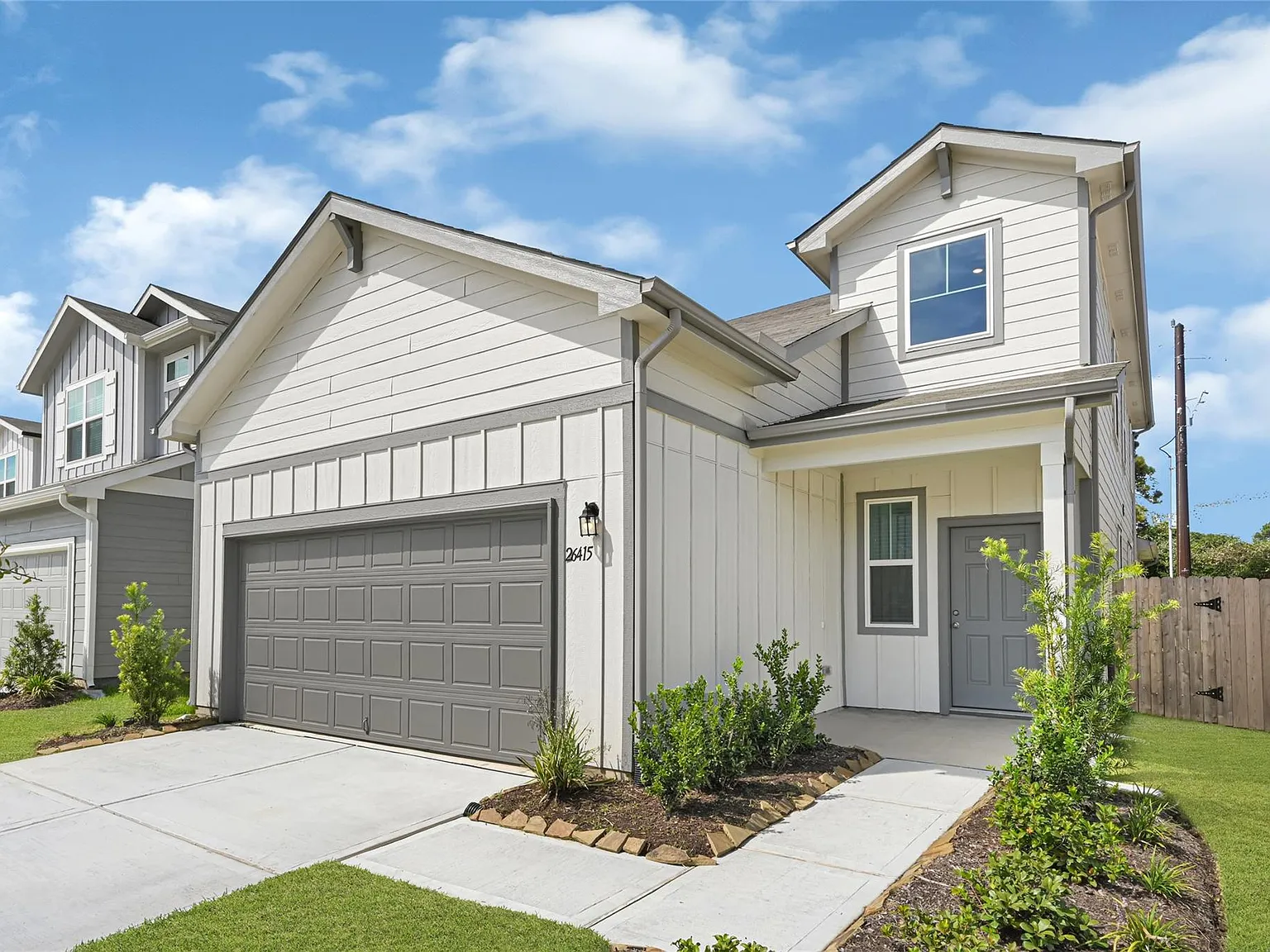 4 bed, 2.5 bath, $2,385 — Photo 2