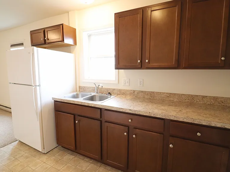 709 Main St #B — Photo 7