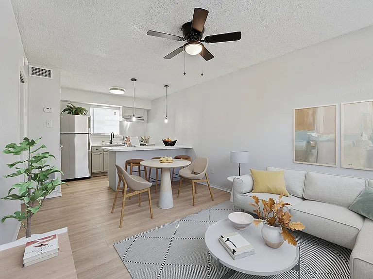 Olivo Square Apartments — Photo 3