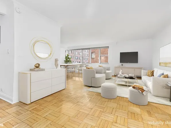 1175 York Avenue image 2 of 8