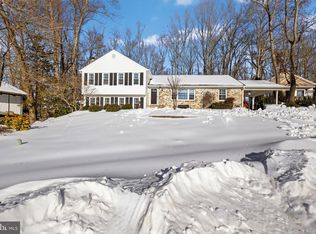 12001 Skipjack Ct, Woodbridge, VA 22192