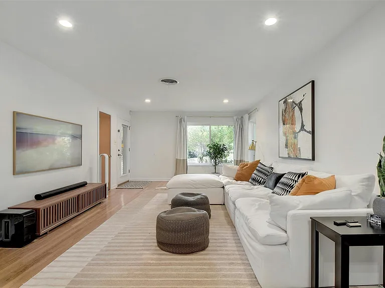 1500 Northridge Dr — Photo 1