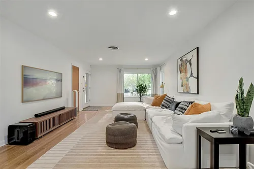 1500 Northridge Dr Photo 1