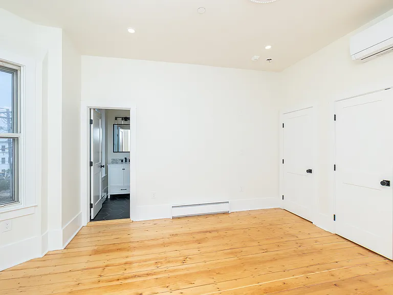 219 Trenton St #2 — Photo 11