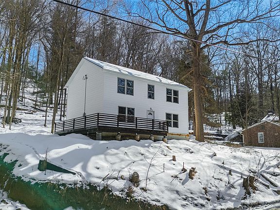 2nd image of 525 Millbrook Drive