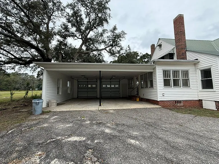 8191 E Highway 19 — Photo 20