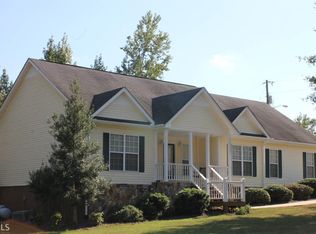 135 Ivory Ln, Carrollton, GA 30116