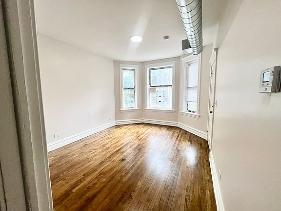 2nd image of 2636 W 23rd St #1F
