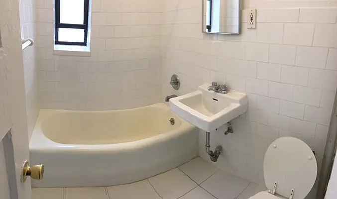 Rented by Living Dream Realty | media 2