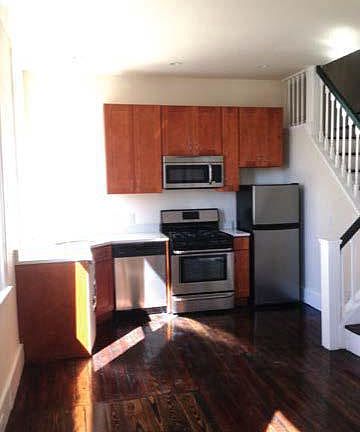 4th image of 1836 Delancey St APT 6