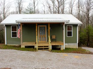 719 End Of Trail Ln, Allardt, TN 38504