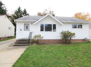 29968 Regent Rd, Wickliffe, OH 44092